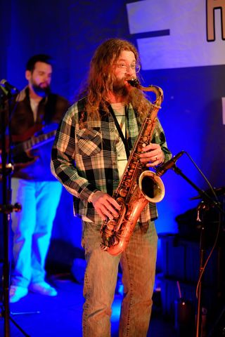 High Flying Heads features a rotating lineup across multiple instruments!